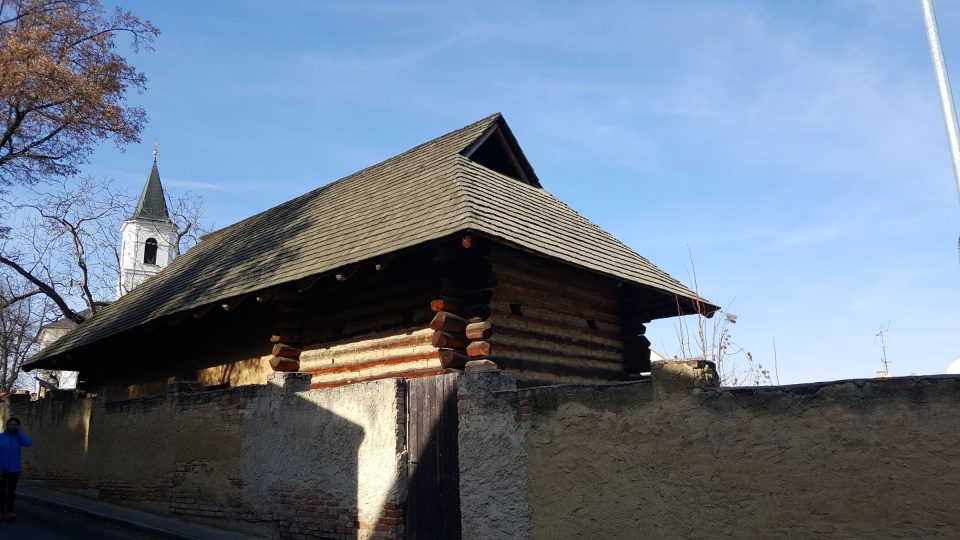 Trojprostorový obytný dům z období vrcholného středověku